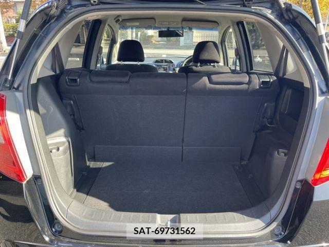 Honda FIT 2012-03 372096-9