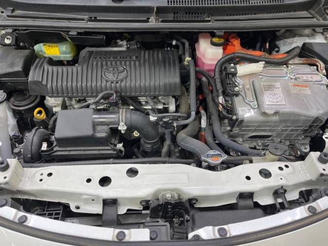 Toyota SIENTA 2015-09 182281-19