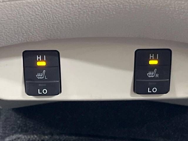 Toyota SIENTA 2015-09 182281-7