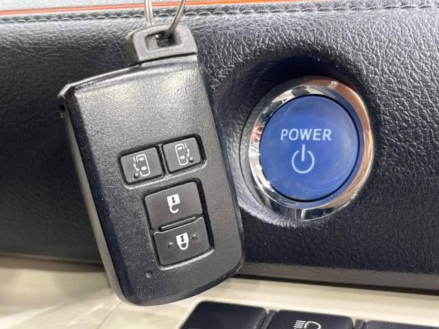 Toyota SIENTA 2015-09 182281-6