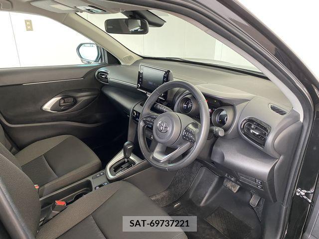 Toyota YARIS CROSS 2022-12 331616-22
