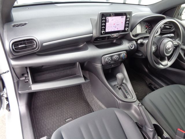 Toyota YARIS 2020-10 9949-24
