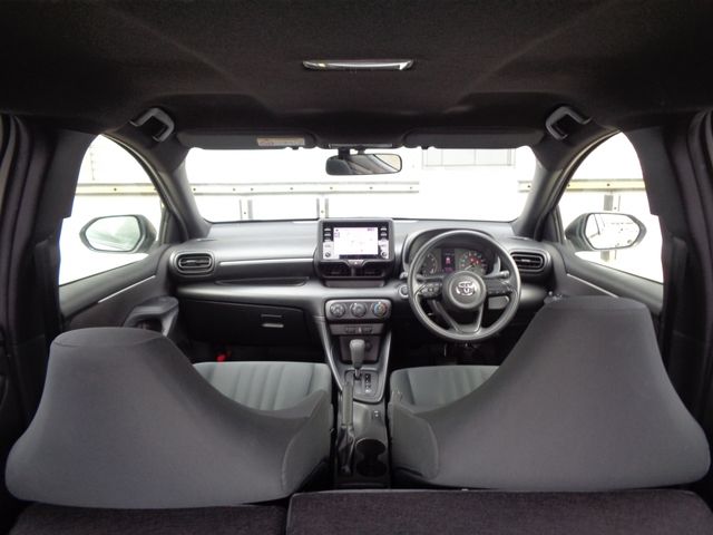 Toyota YARIS 2020-10 9949-15