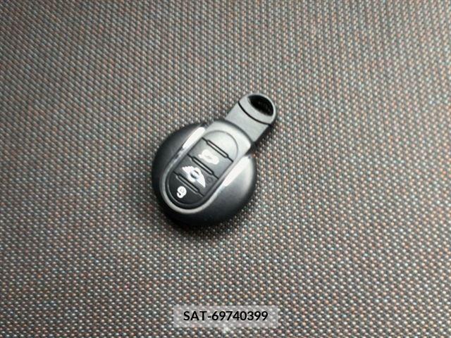 Bmw MINI 2017-06 319803-24
