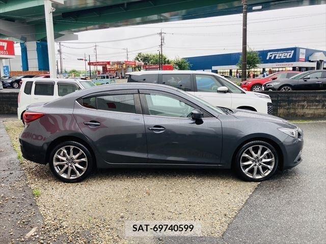 Mazda AXELA HYBRID 2013-11 301184-16