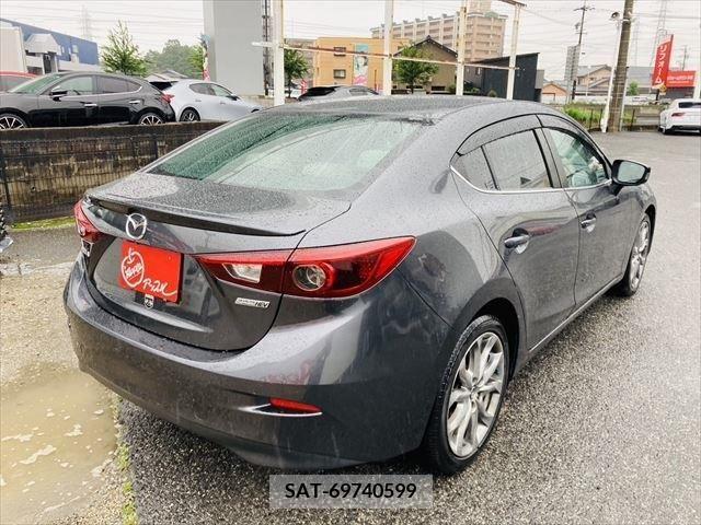Mazda AXELA HYBRID 2013-11 301184-19