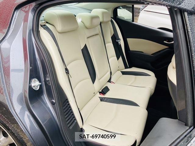 Mazda AXELA HYBRID 2013-11 301184-8