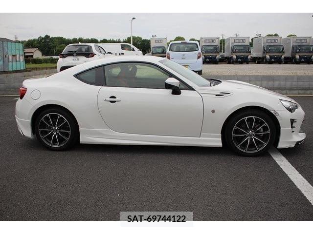 Toyota 86 2017-07 269264-8