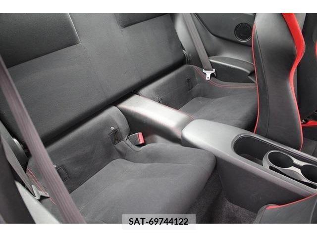Toyota 86 2017-07 269264-13