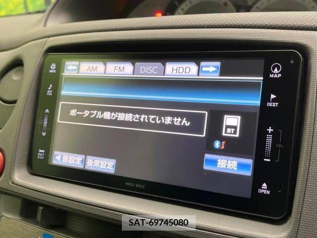 Toyota SIENTA 2011-06 327584-4
