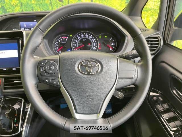 Toyota VOXY 2020-11 346098-12