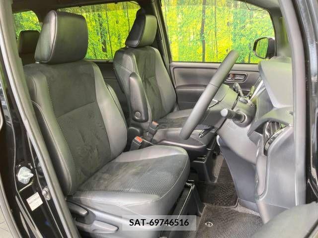 Toyota VOXY 2020-11 346098-8