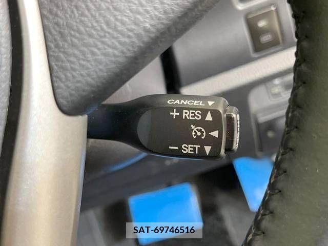 Toyota VOXY 2020-11 346098-6