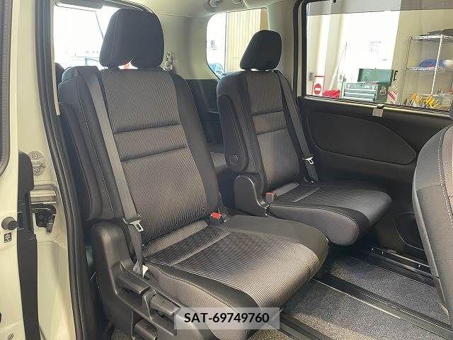 Nissan SERENA 2021-06 284162-8