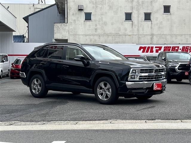 Toyota RAV4 2022-03 183183-1