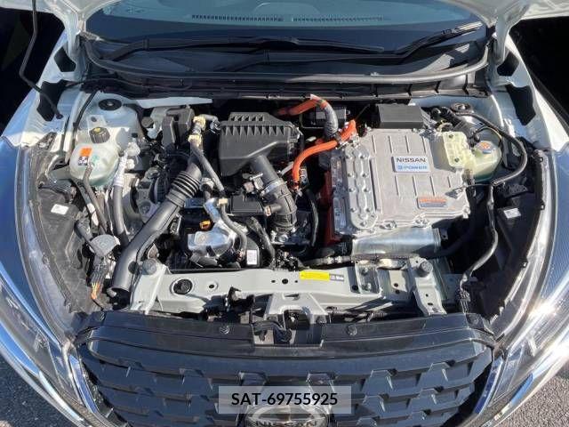 Nissan KICKS 2021-02 225303-18