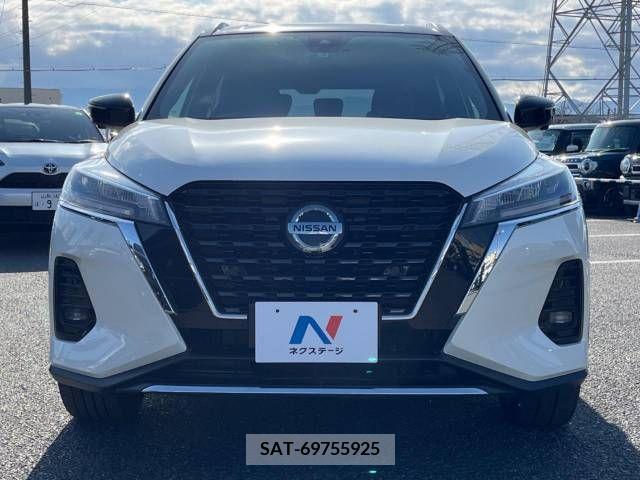 Nissan KICKS 2021-02 225303-14