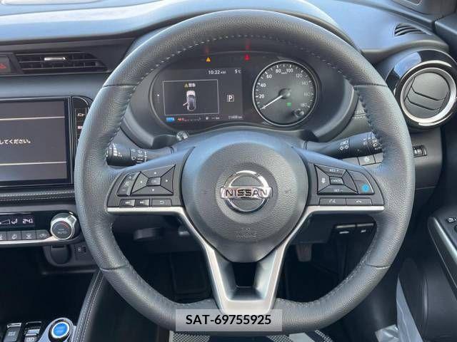 Nissan KICKS 2021-02 225303-11