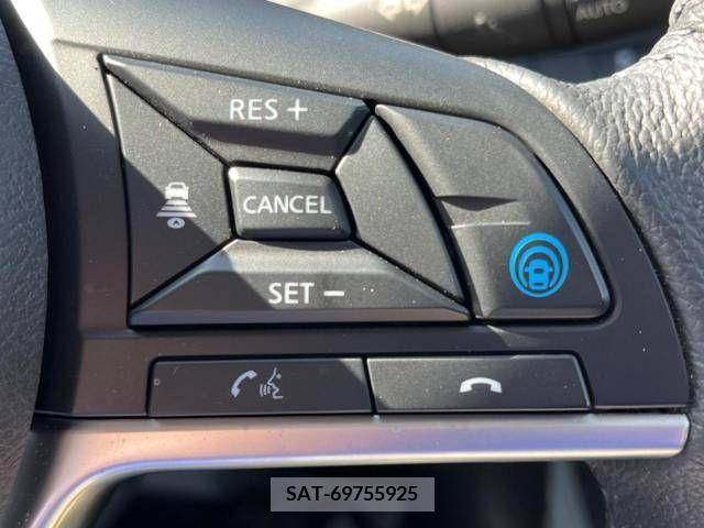 Nissan KICKS 2021-02 225303-4