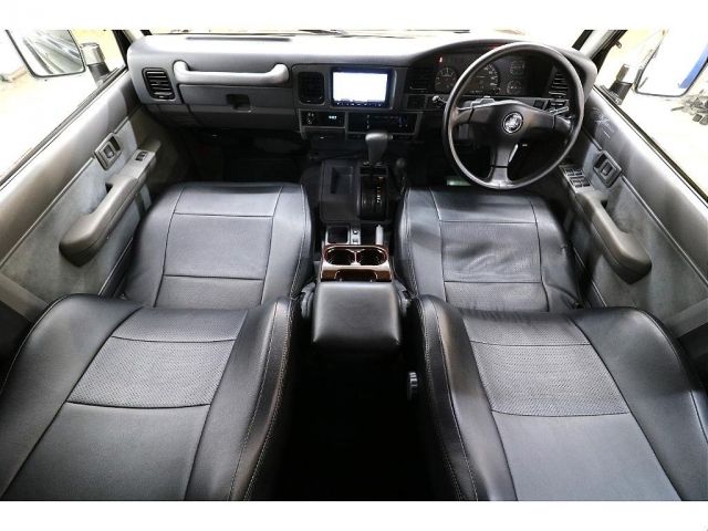 Toyota PRADO 1993-01 20177-1