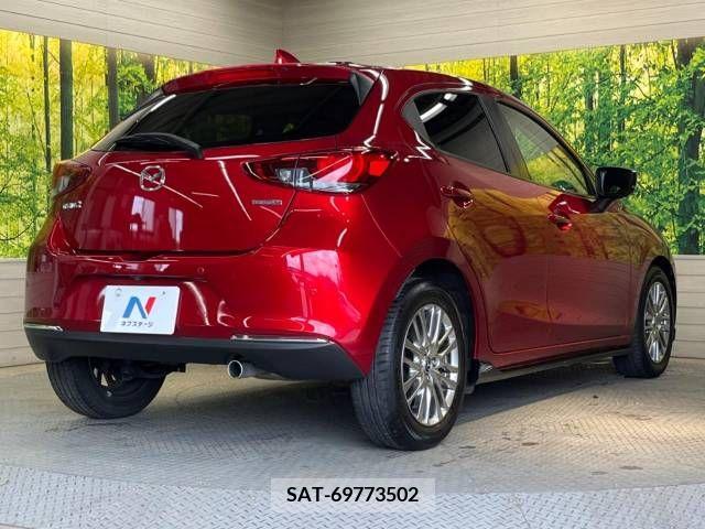 Mazda MAZDA2 2019-09 276390-17