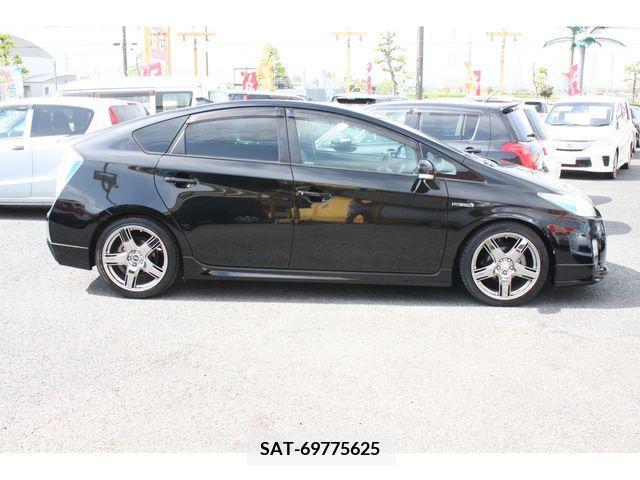 Toyota PRIUS 2011-04 298214-3