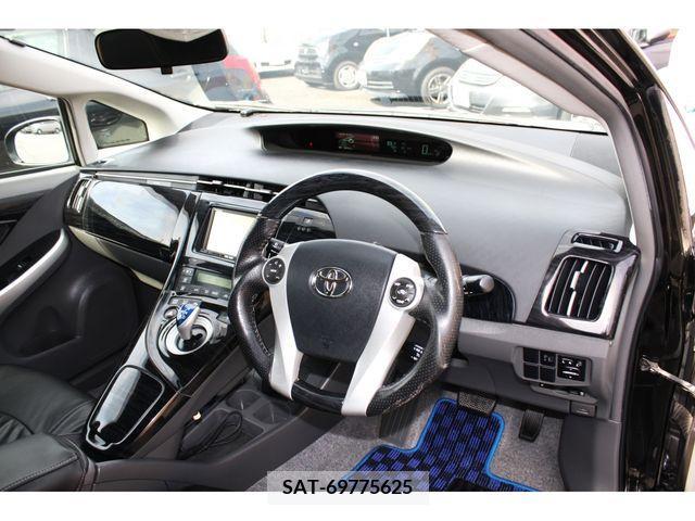 Toyota PRIUS 2011-04 298214-13