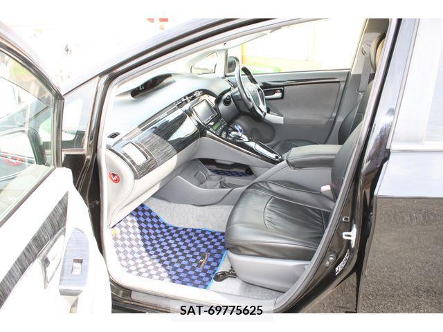 Toyota PRIUS 2011-04 298214-15