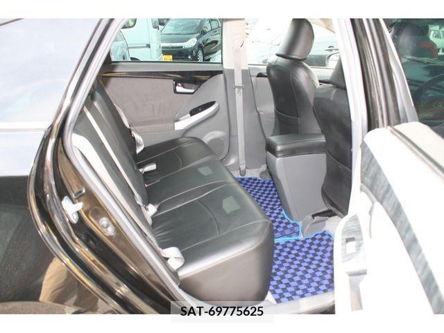 Toyota PRIUS 2011-04 298214-16