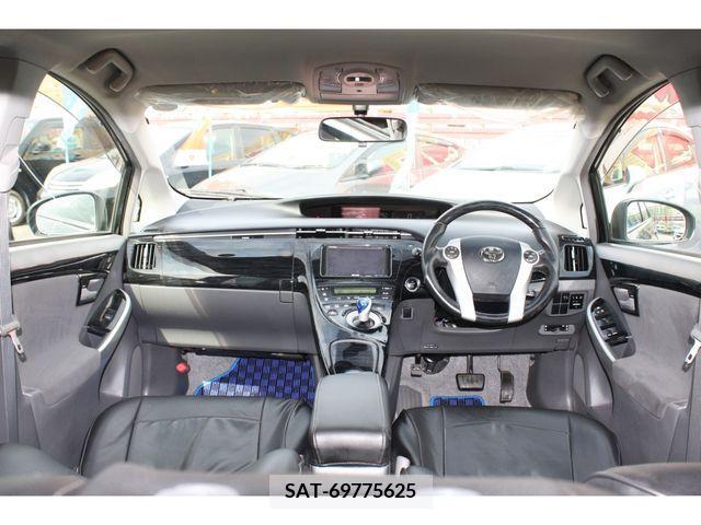 Toyota PRIUS 2011-04 298214-1
