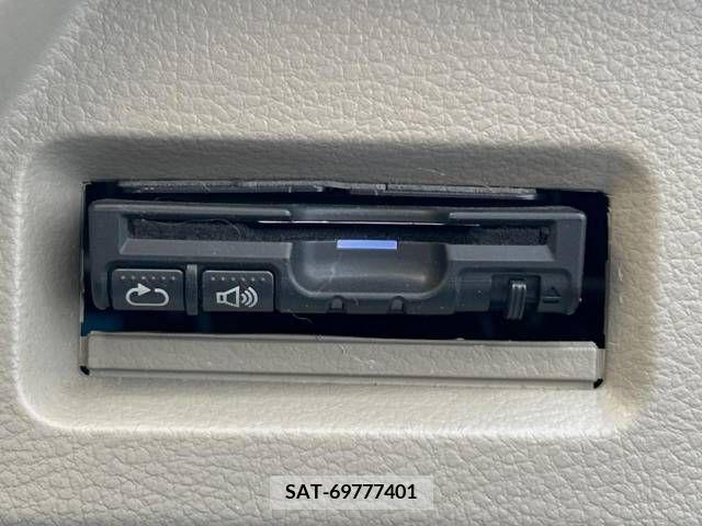 Suzuki SPACIA 2013-04 285668-8