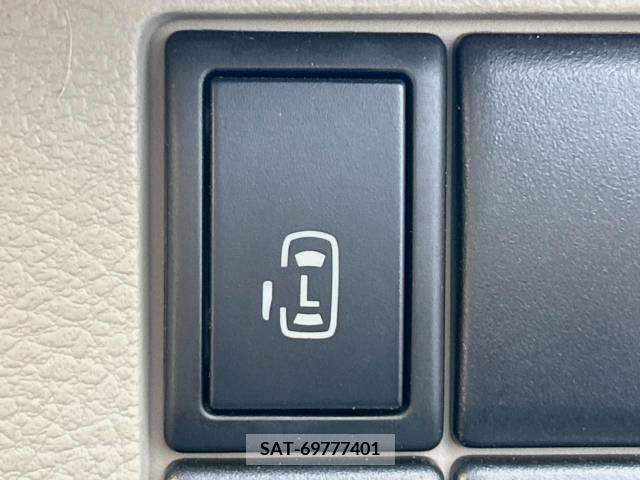 Suzuki SPACIA 2013-04 285668-6