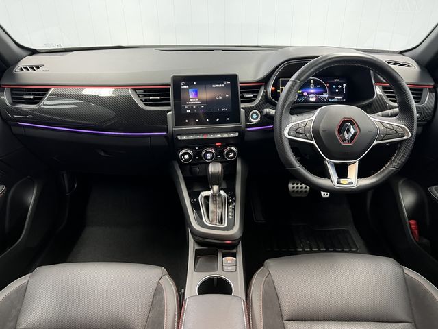 Renault Arkana 2022-08 24243-12