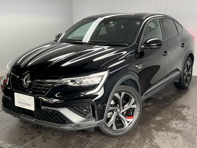 Renault Arkana 2022-08 24243-5