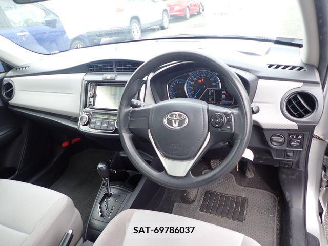 Toyota COROLLA AXIO 2015-02 208984-1