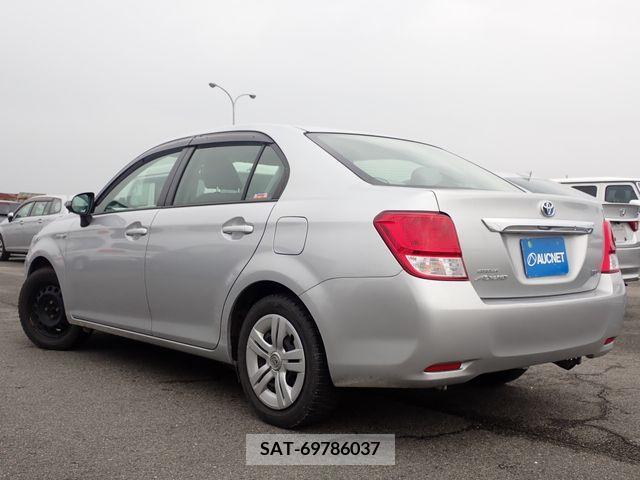 Toyota COROLLA AXIO 2015-02 208984-2