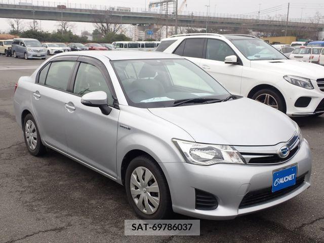 Toyota COROLLA AXIO 2015-02 208984-3