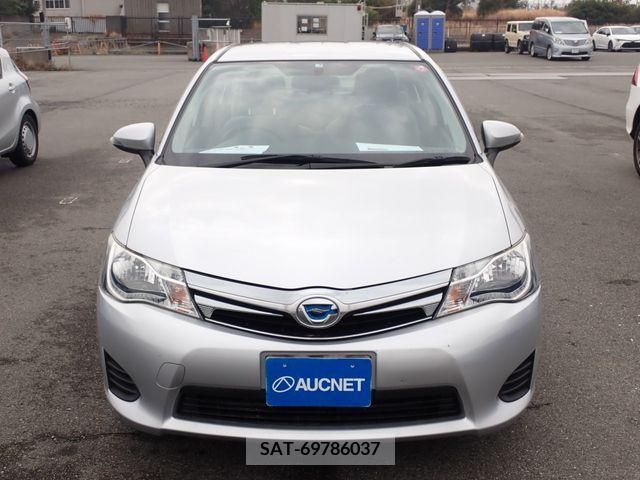 Toyota COROLLA AXIO 2015-02 208984-4