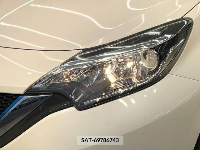 Nissan NOTE 2018-03 252407-12