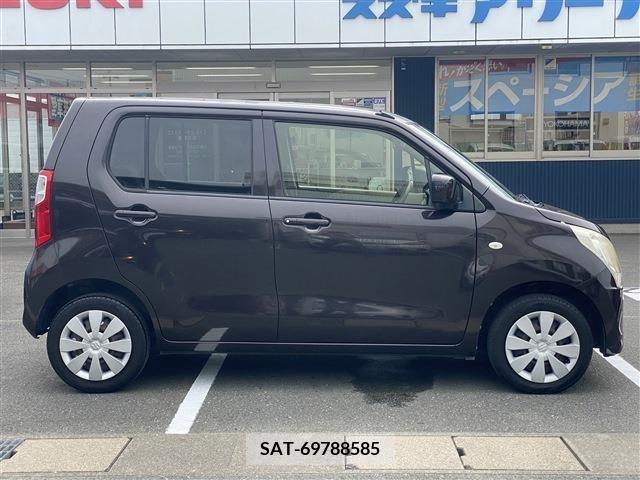 Suzuki WAGON R 2014-02 370889-3
