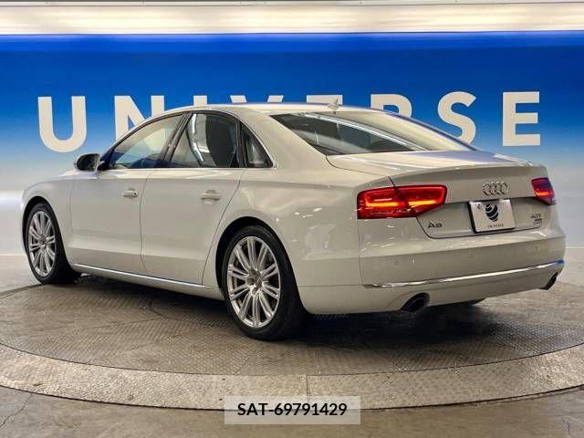 Audi A8 2014-03 330285-15