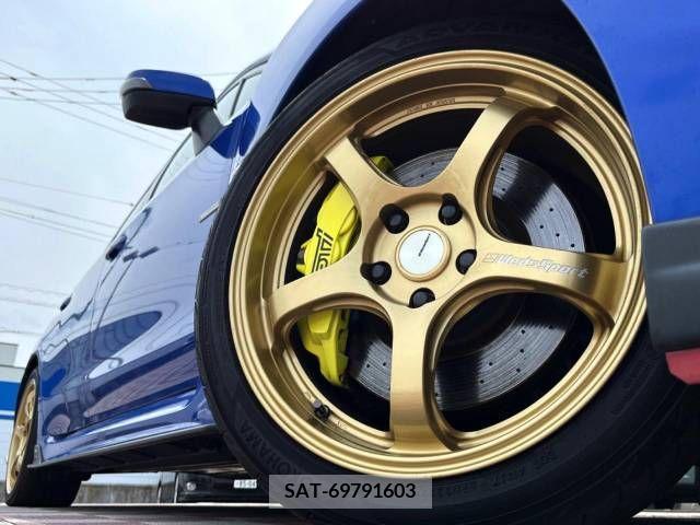 Subaru WRX STI 2017-09 290291-13