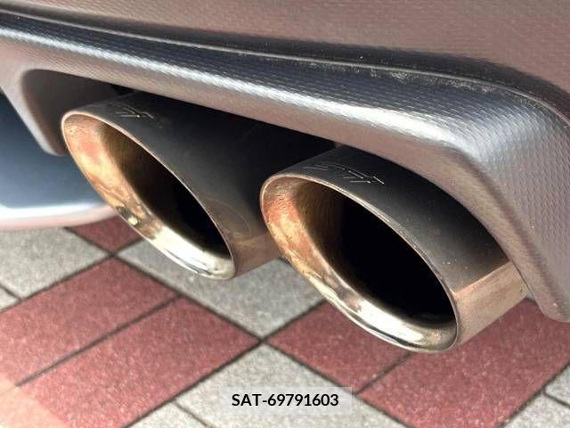 Subaru WRX STI 2017-09 290291-4
