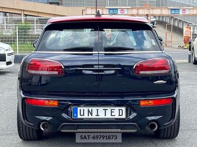 Bmw MINI CLUBMAN 2022-07 319704-13