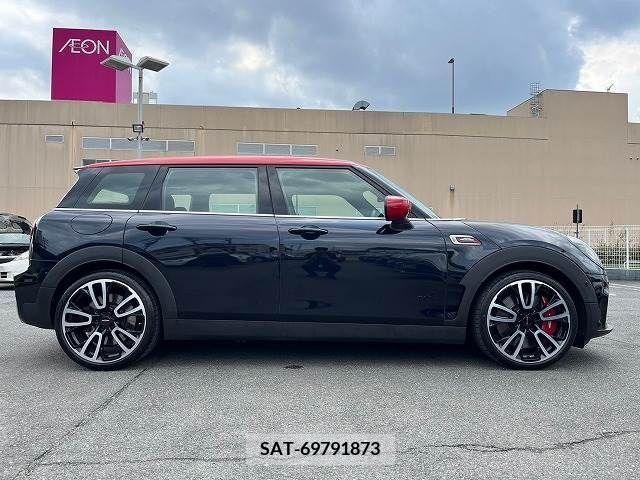 Bmw MINI CLUBMAN 2022-07 319704-11