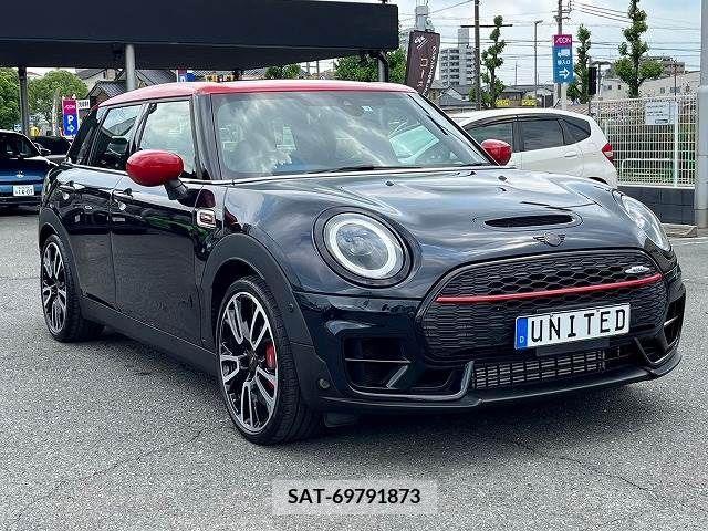 Bmw MINI CLUBMAN 2022-07 319704-10