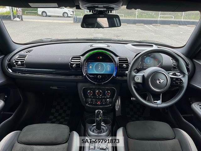 Bmw MINI CLUBMAN 2022-07 319704-2