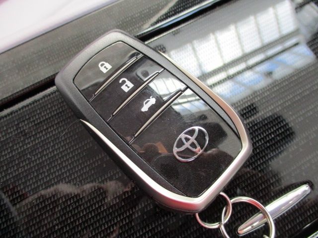 Toyota Mirai 2020-12 587-25