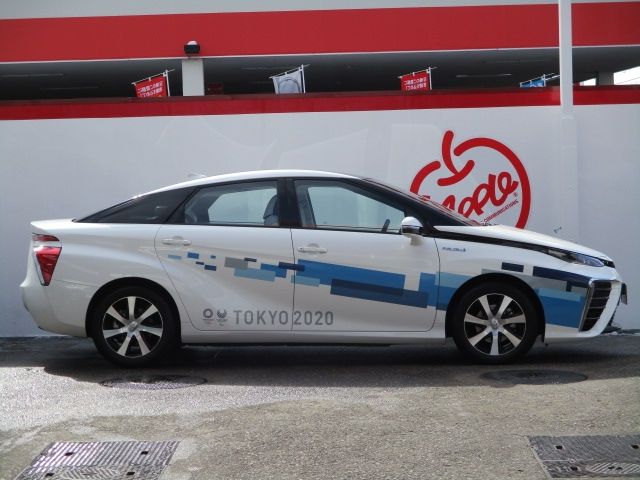 Toyota Mirai 2020-12 587-3