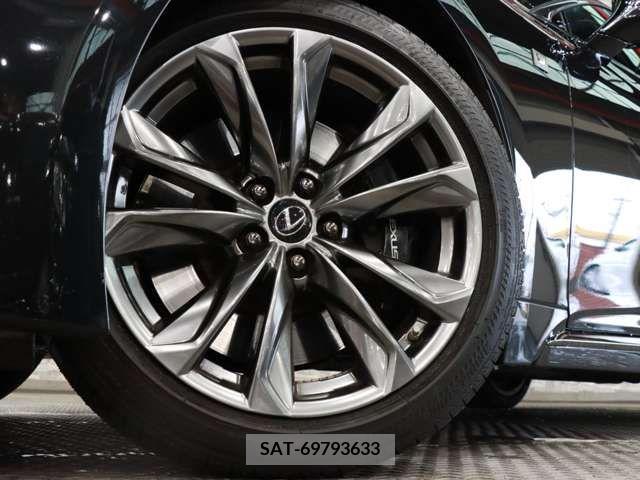 Lexus LS 2018-01 317472-14